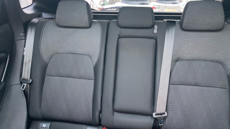 Nissan Qashqai 1.3 DiG-T MH N-Connecta 5dr Petrol Hatchback